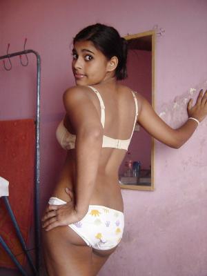 Kerala Babe Cute Nude_7.jpg